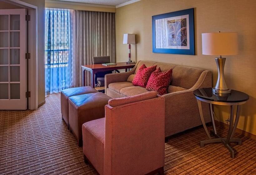 Люкс, Scottsdale Marriott Old Town
