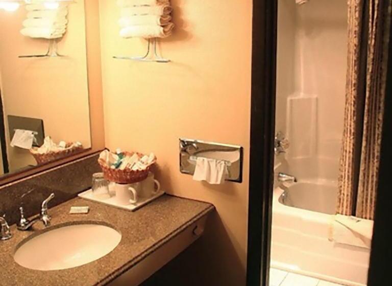 Номер Стандарт 2 Двуспальные Кровати, Americas Inn