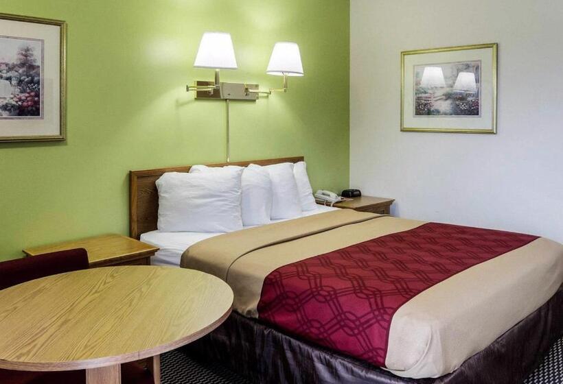 Номер Стандарт, Econo Lodge University