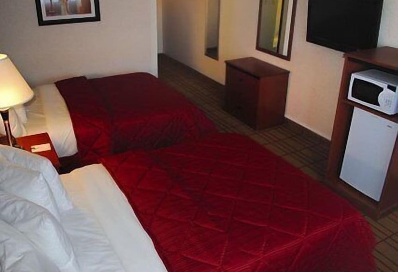 Номер Стандарт 2 Двуспальные Кровати, Quality Inn & Conference Center