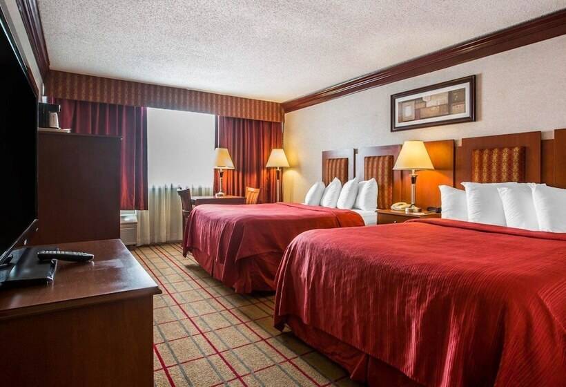 Номер Стандарт 2 Двуспальные Кровати, Quality Inn & Conference Center