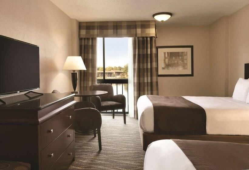 Номер Стандарт 2 Двуспальные Кровати, Radisson Hotel Louisville North