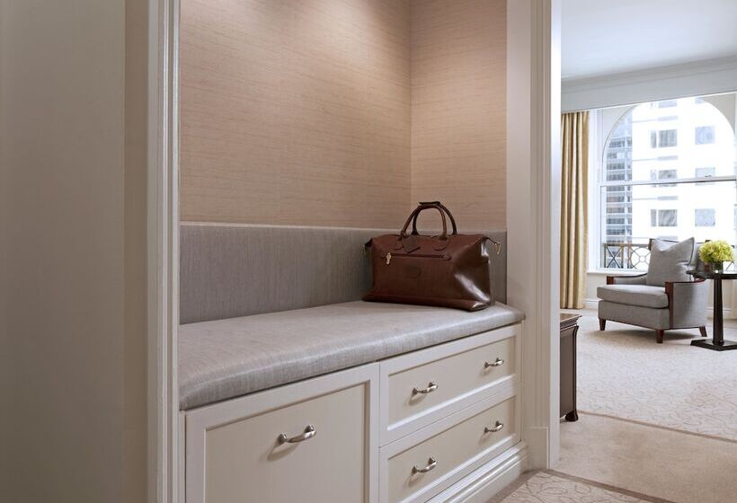 小型套房, The Peninsula New York