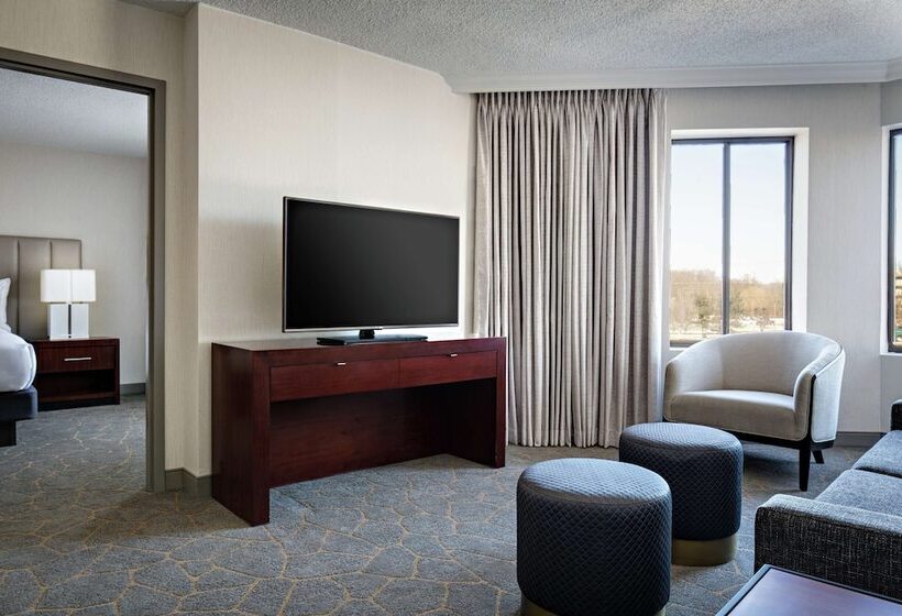 Family Suite, Doubletree By Hilton Fairfield Hotel & Suites