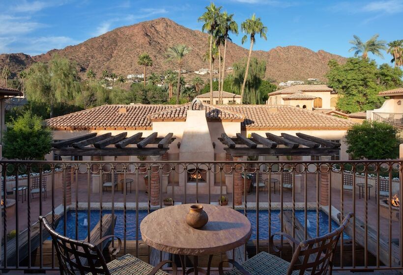 Люкс с Видом, Royal Palms Resort And Spa, Part Of Hyatt