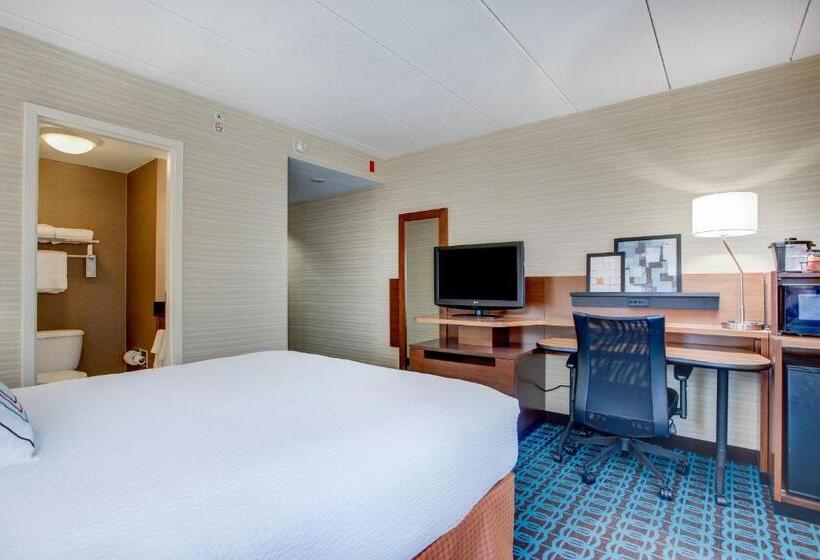 장애인을 위한 퀸사이즈 스탠다드 룸, Fairfield Inn Portsmouth Seacoast