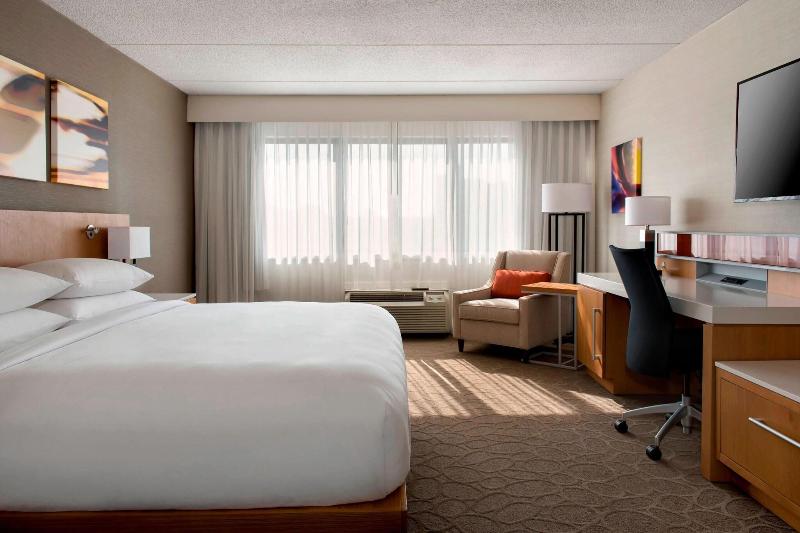 Стандартный Номер Кровать Кинг, Delta Hotels By Marriott Utica
