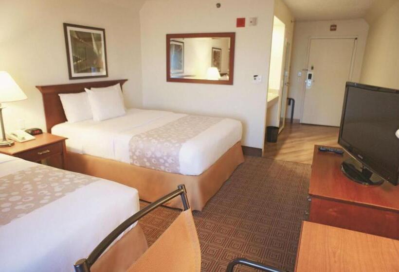 标准间, La Quinta By Wyndham Stamford / New York City