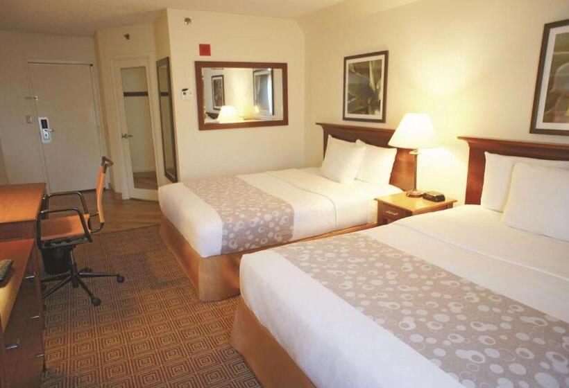 标准间, La Quinta By Wyndham Stamford / New York City