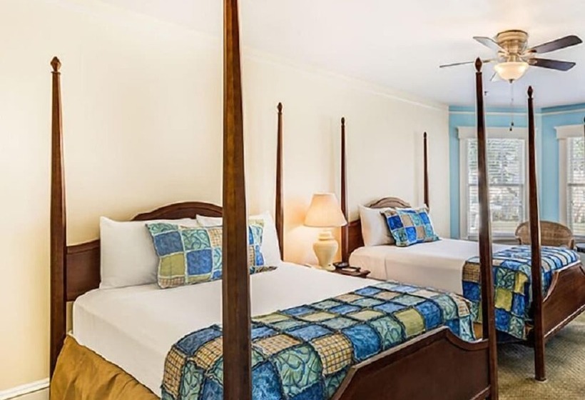 스탠다드 룸 더블 침대 2개, Lakeside Inn On Lake Dora
