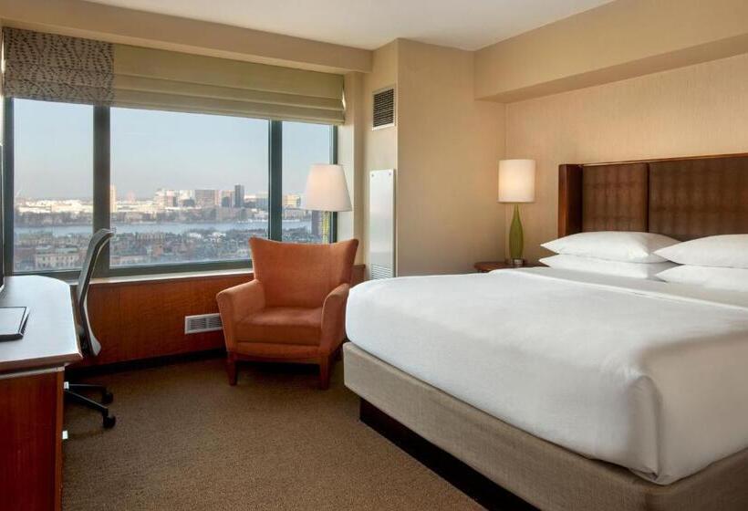 스탠다드 룸 킹사이즈 침대, Sheraton Boston