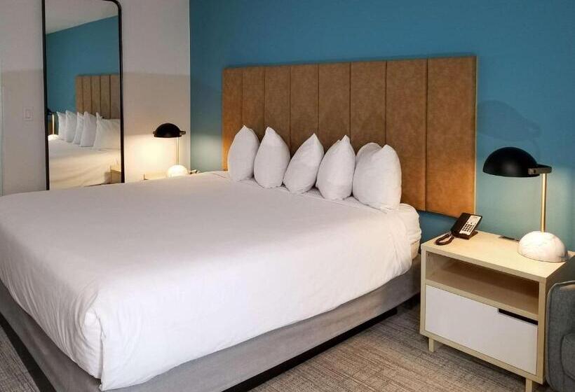 Engelliler için Büyük Çift Kişilik Yataklı Standart Oda, Thea Tacoma, Ascend Hotel Collection