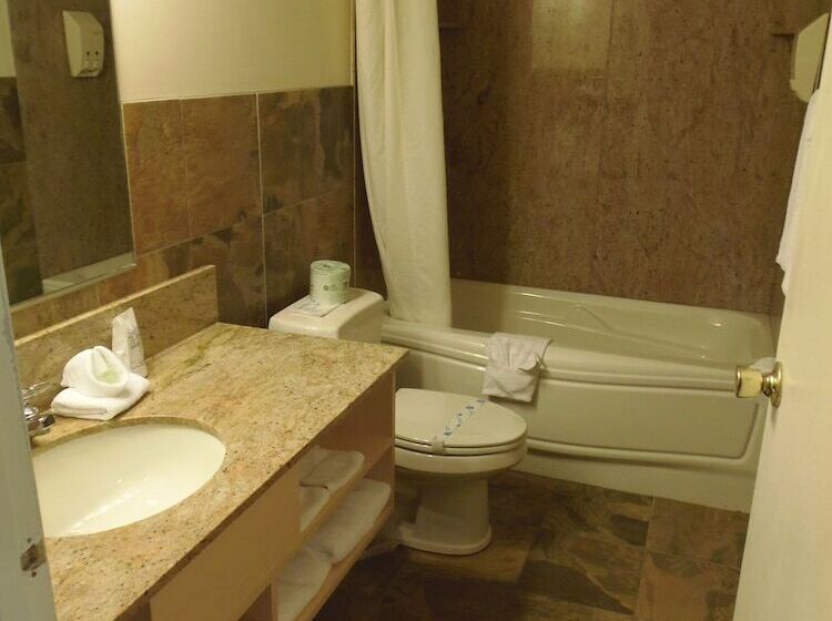 Family Suite, Surfside On The Lake