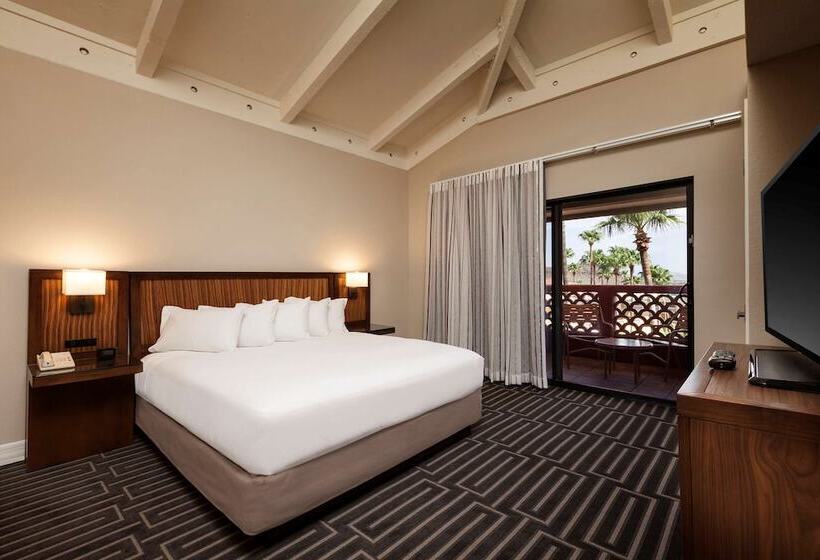스위트, Hilton Phoenix Tapatio Cliffs Resort