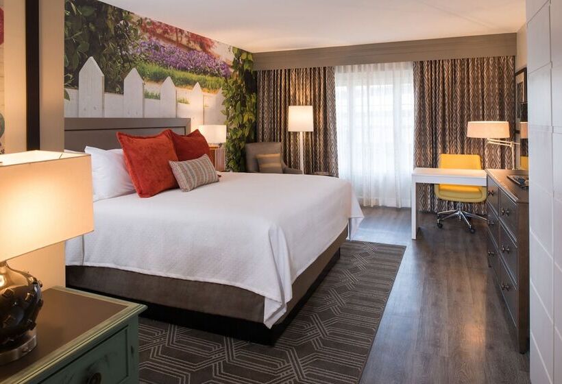 סוויטה נשיאותית, Indigo Atlanta Vinings, An Ihg
