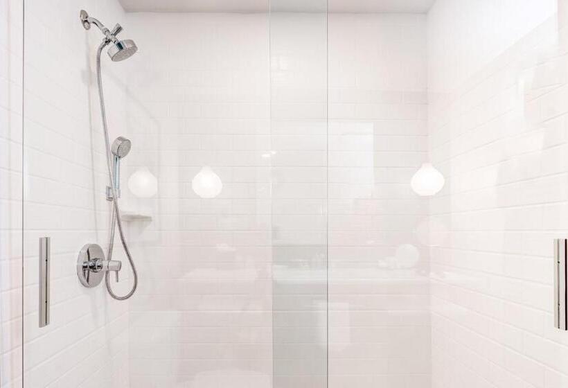 חדר סטנדרט נוף לבריכה, Indigo Atlanta Vinings, An Ihg