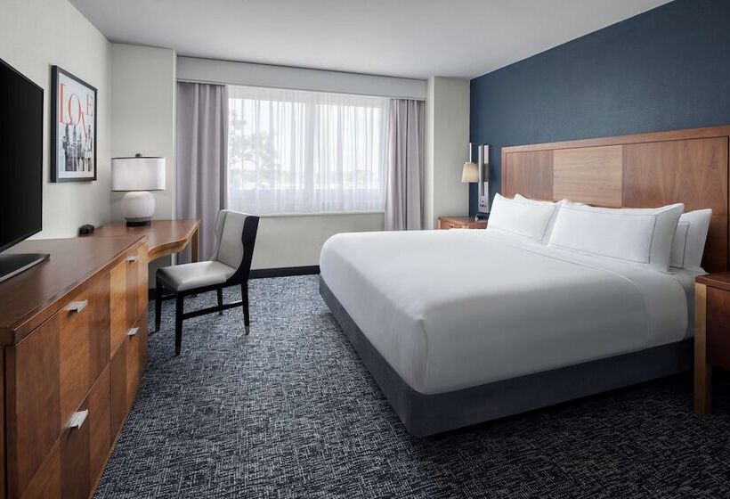 Полулюкс, The Alloy King Of Prussia   A Doubletree By Hilton