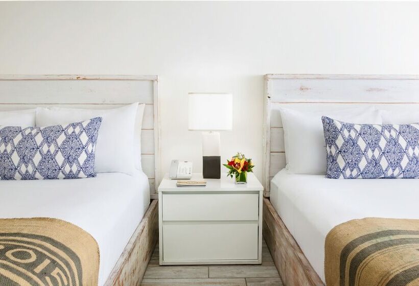 带特大床的标准间, The Gates Hotel Key West