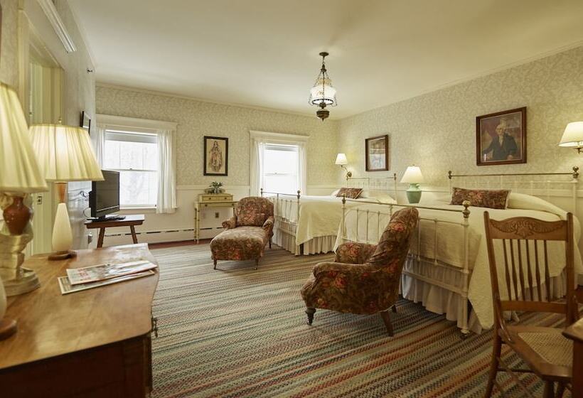 Номер Стандарт, The Red Lion Inn