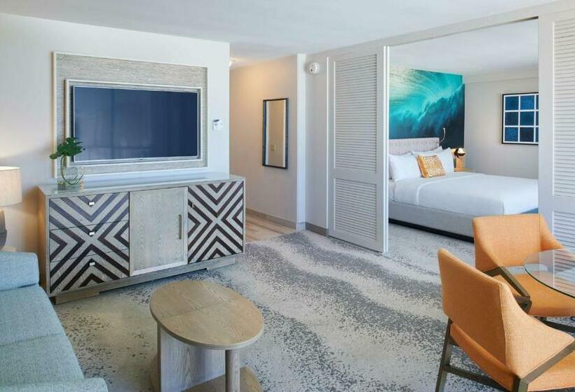 스위트 킹사이즈 침대, Outrigger Waikiki Beachcomber