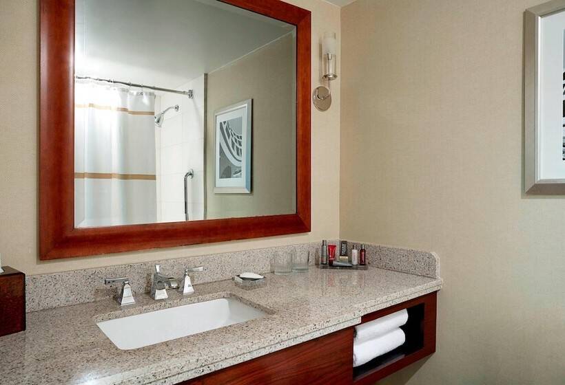 Номер Стандарт Двуспальная Кровать, Westchester Marriott