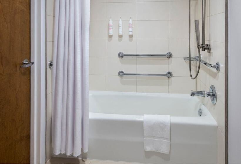 Номер Стандарт 2 Двуспальные Кровати, Westchester Marriott