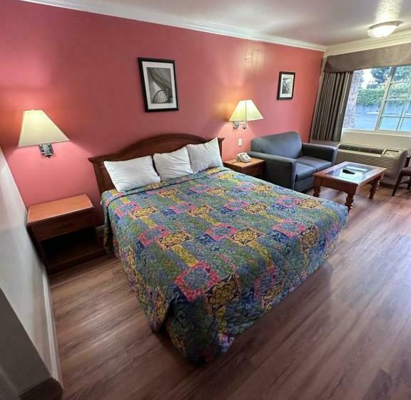 스탠다드 룸 킹사이즈 침대, Willow Tree Lodge