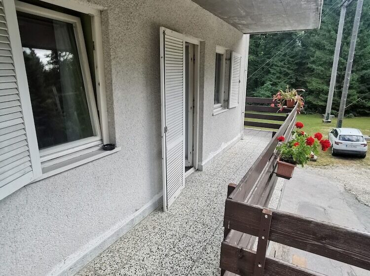 اتاق استاندارد سه نفره, Hostel Pod Voglom