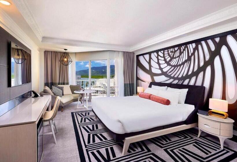 전망 디럭스룸 킹침대, Pullman Cairns International