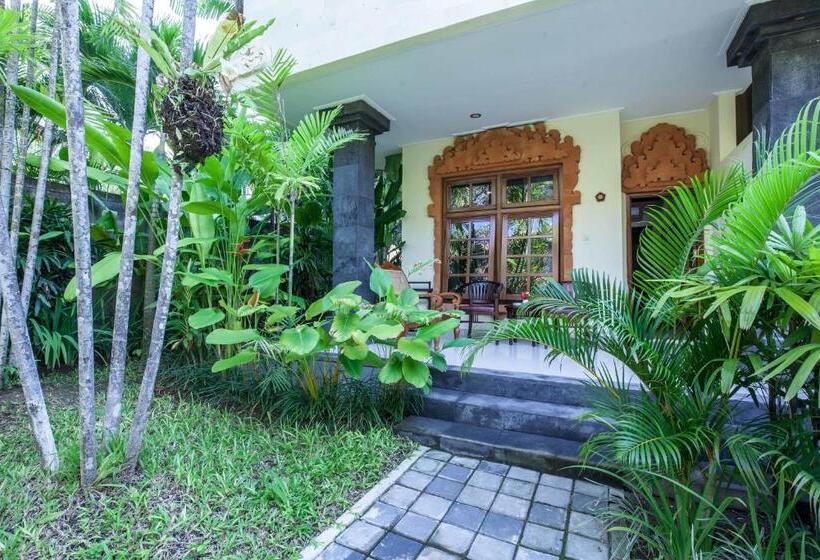 Номер Стандарт Трехместный, Vila Shanti Beach Front Hotel Sanur