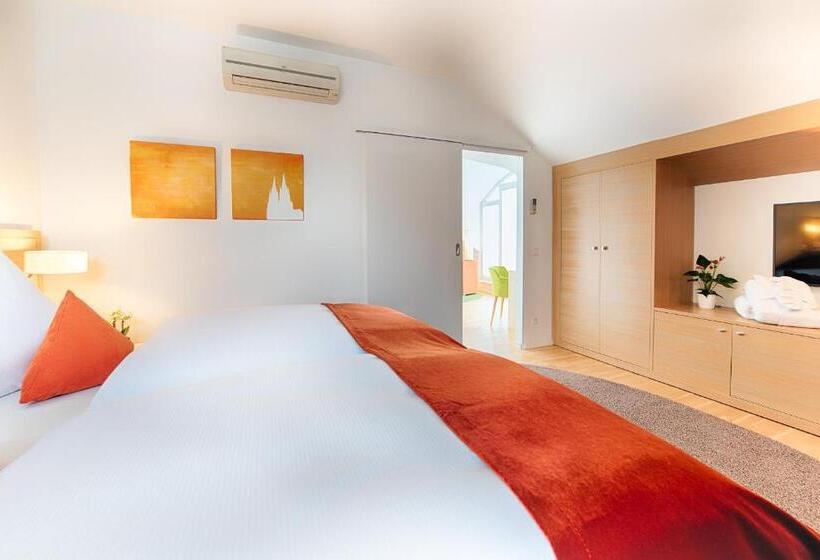 Люкс, Welcome Hotel Marburg