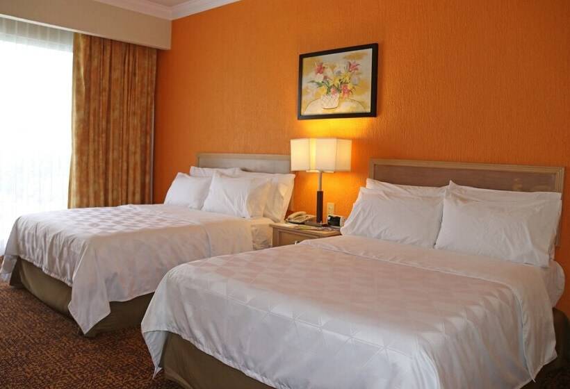 스탠다드 룸 더블 침대 2개, Holiday Inn La Piedad, An Ihg