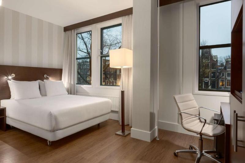 Номер Superior, NH City Centre Amsterdam