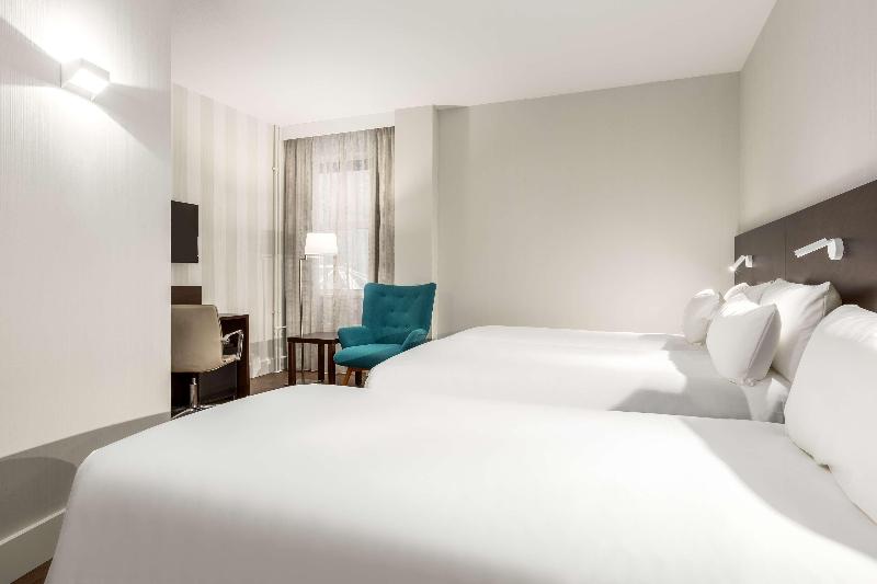 Номер Стандарт Трехместный, NH City Centre Amsterdam