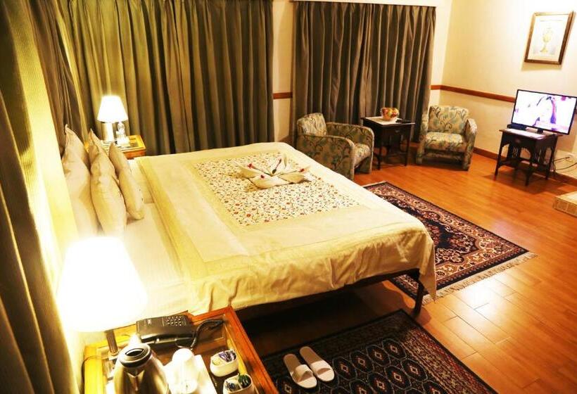 디럭스 룸, Springfields   A Heritage Palace Since 1902