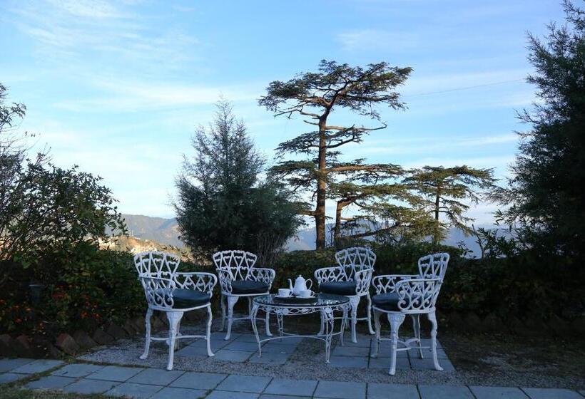 디럭스 룸, Springfields   A Heritage Palace Since 1902