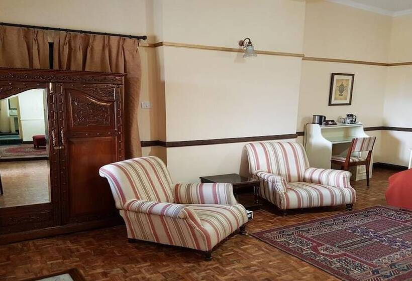 디럭스 룸, Springfields   A Heritage Palace Since 1902