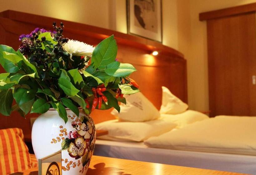 Номер Премиум, Boutique Hotel Goldenes Lamm
