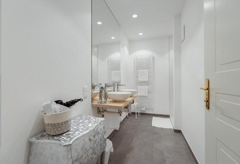 Люкс Superior, Boutique Hotel Goldenes Lamm