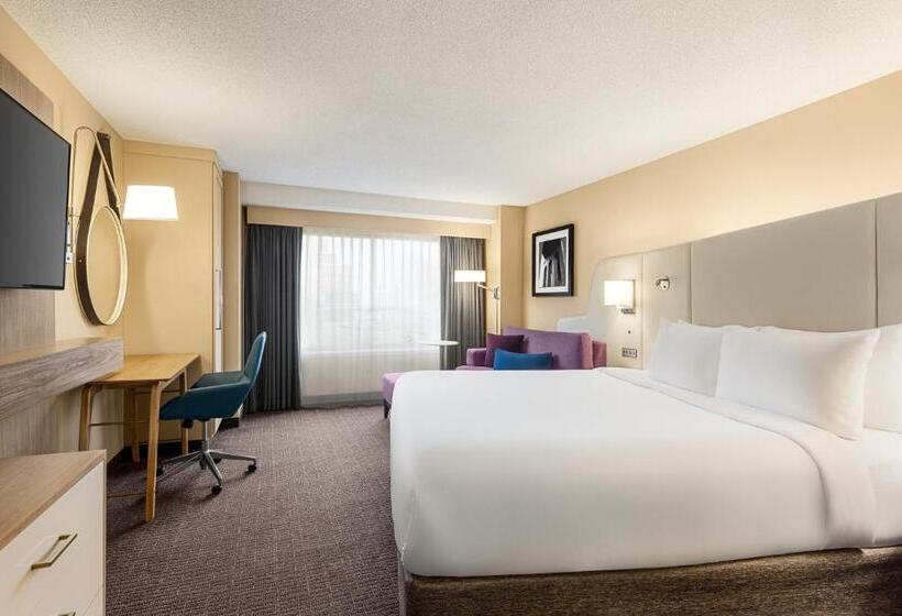 Номер Стандарт Кровать Кинг Адаптированный для Инвалидов, Crowne Plaza Cleveland At Playhouse Square, An Ihg
