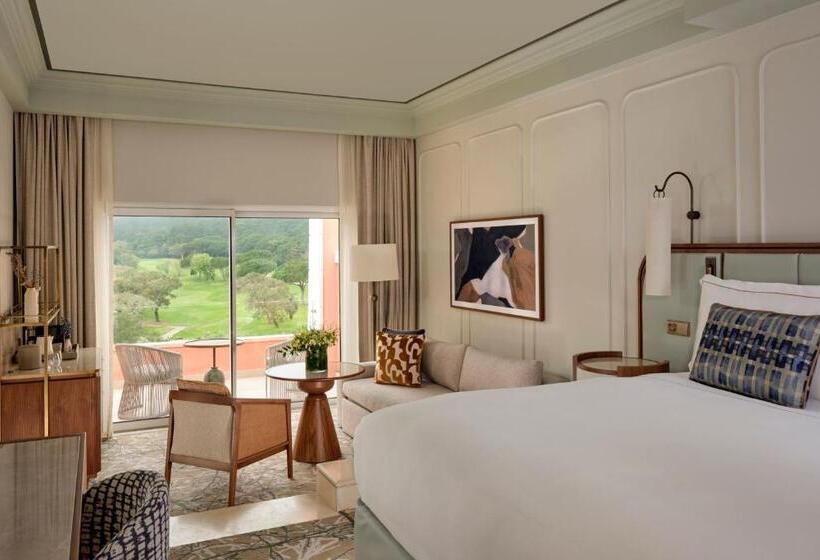 주니어 스위트 킹사이즈 침대, Penha Longa Resort