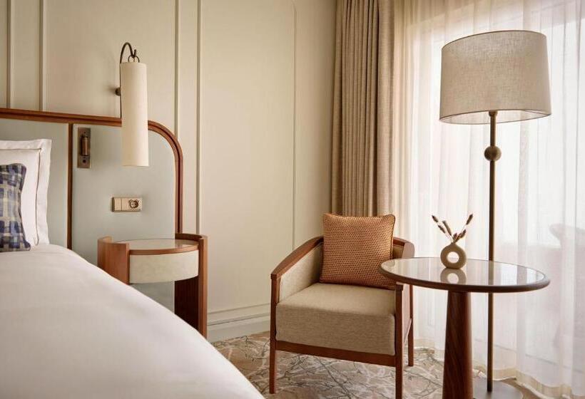 스탠다드 룸 킹사이즈 침대, Penha Longa Resort
