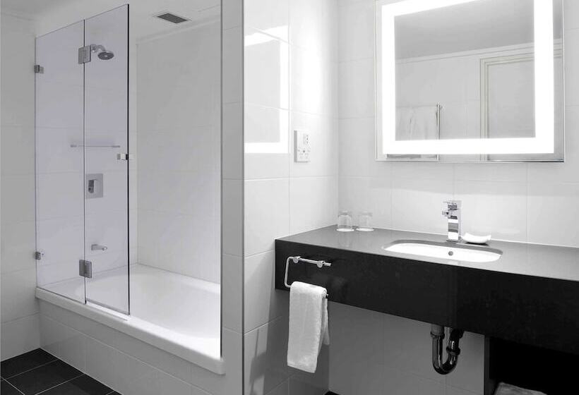디럭스 룸, Novotel Melbourne On Collins