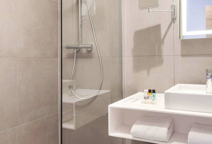 Классический Номер, Novotel Tours Centre Gare