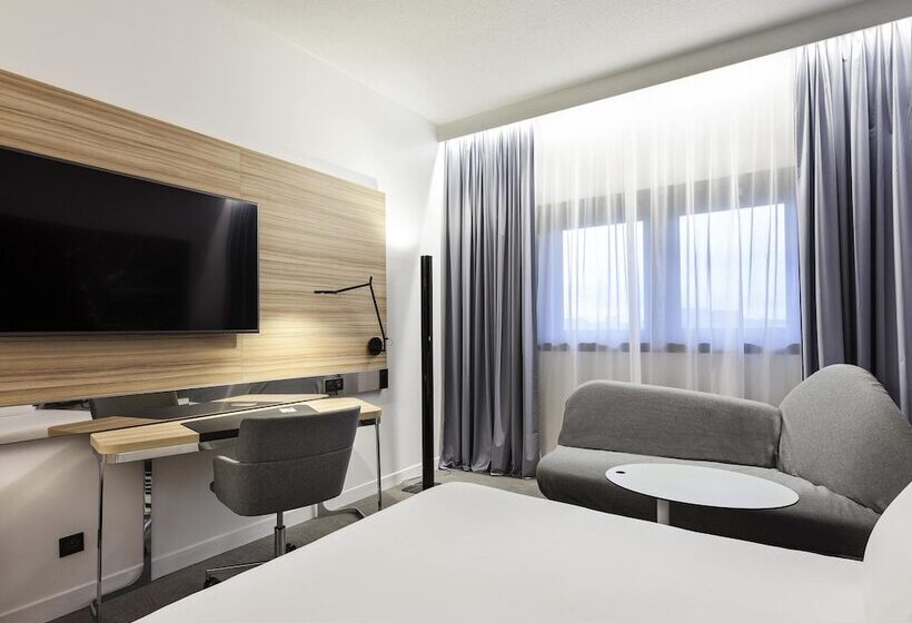 Классический Номер, Novotel Tours Centre Gare