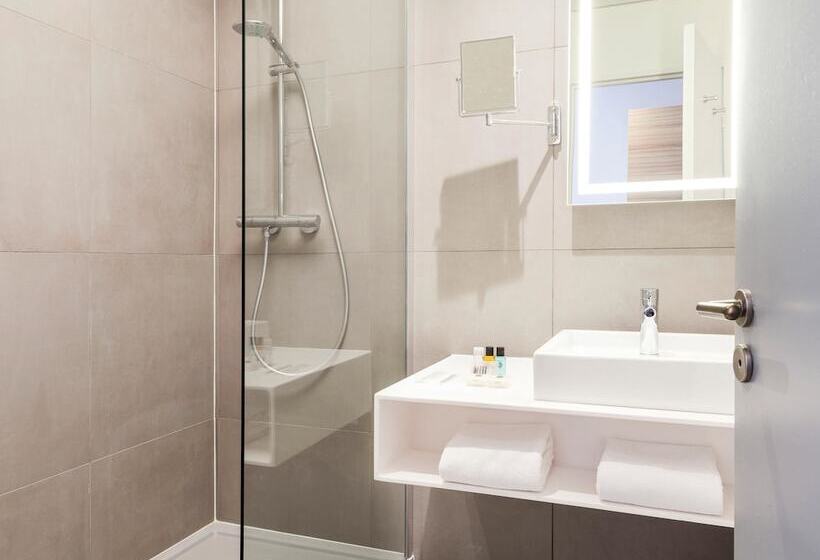 Номер Superior, Novotel Tours Centre Gare