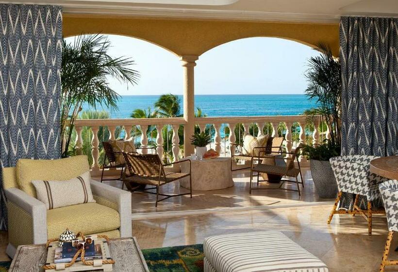 سوییت, Grace Bay Club