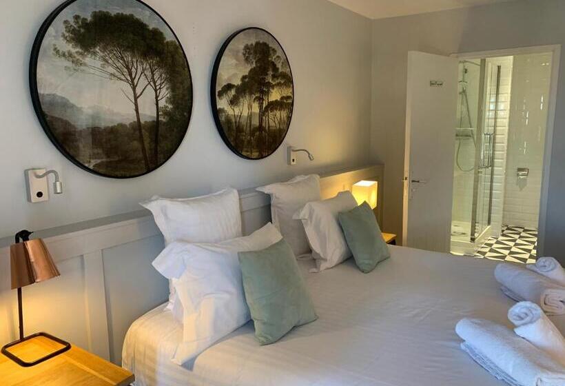 Номер Стандарт, Hôtel Saint Alban