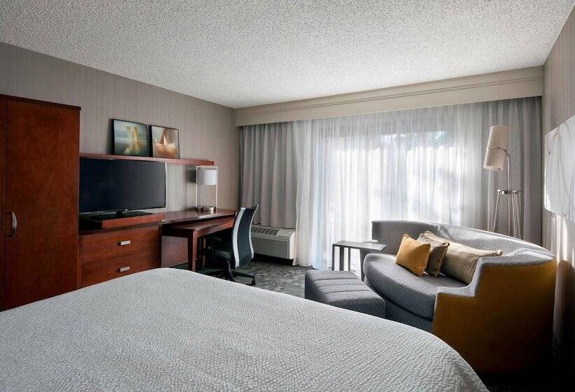 Номер Deluxe Вид на Бассейн, Sonesta Select Los Angeles Torrance South Bay
