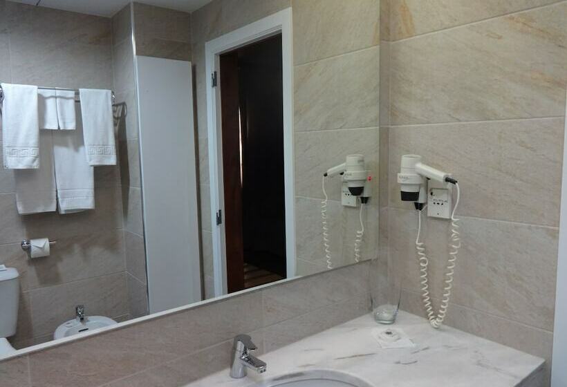 Habitación Triple Estándar, Windsor